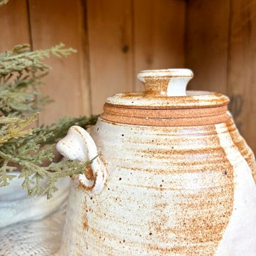 Stoneware pot