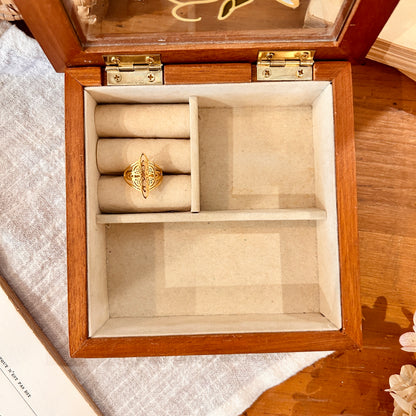 Wooden jewelry box