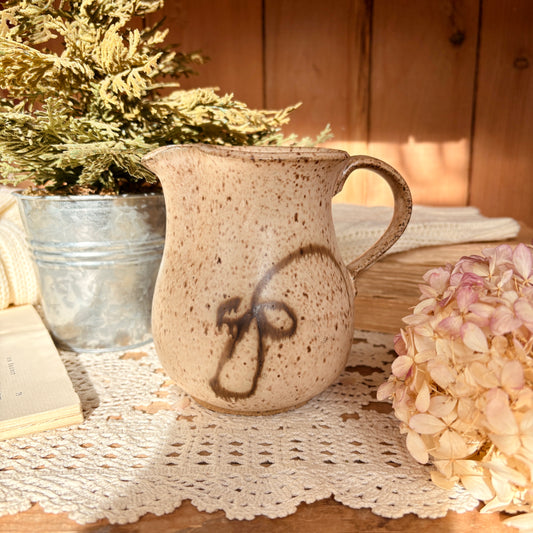 Petit pichet artisanal