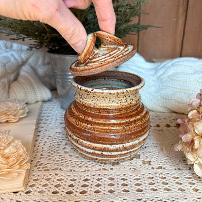 Pot en grès