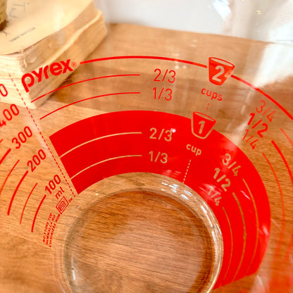 Tasse à mesurer Pyrex Vintage