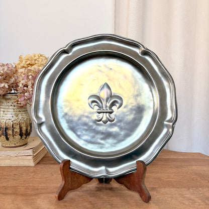 Assiette décorative en étain