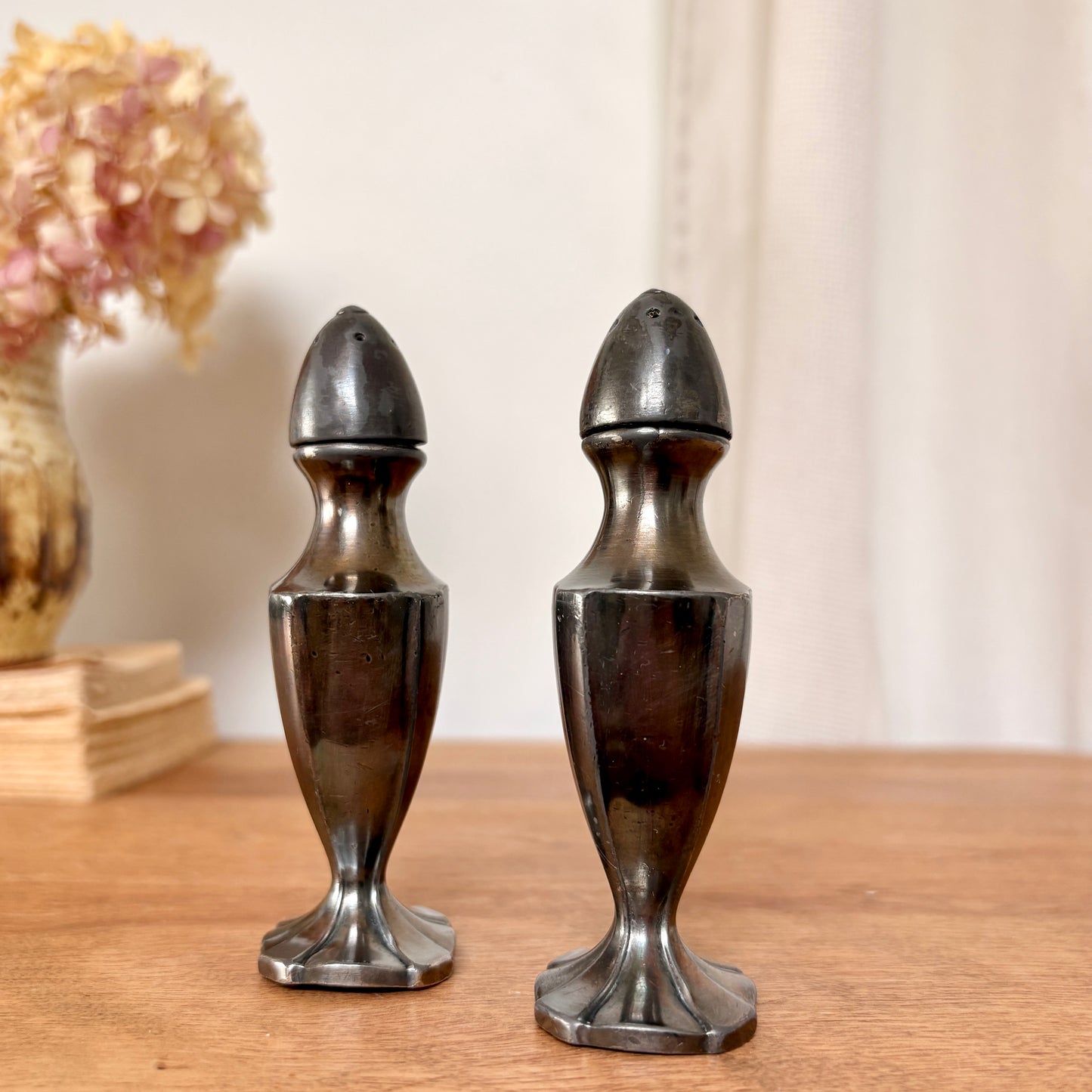 Salière et poivrière vintage Benedict Proctor plaqué argent