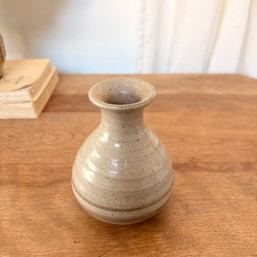Petit soliflore en grès