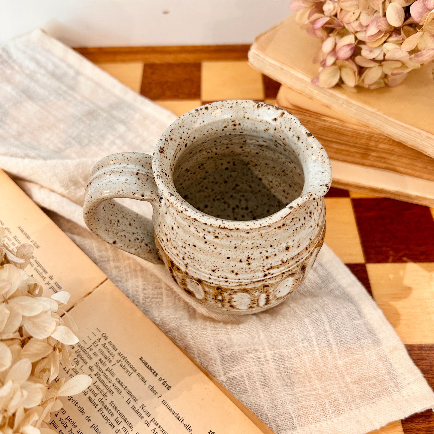 Stoneware creamer