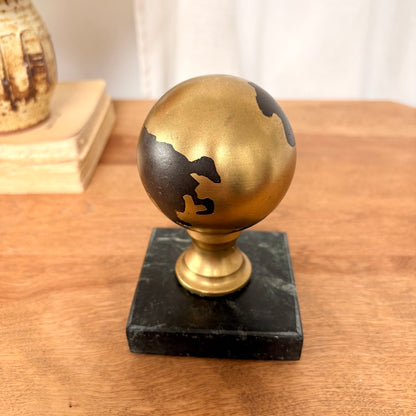 Globe-terrestre décoratif