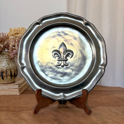 Assiette décorative en étain