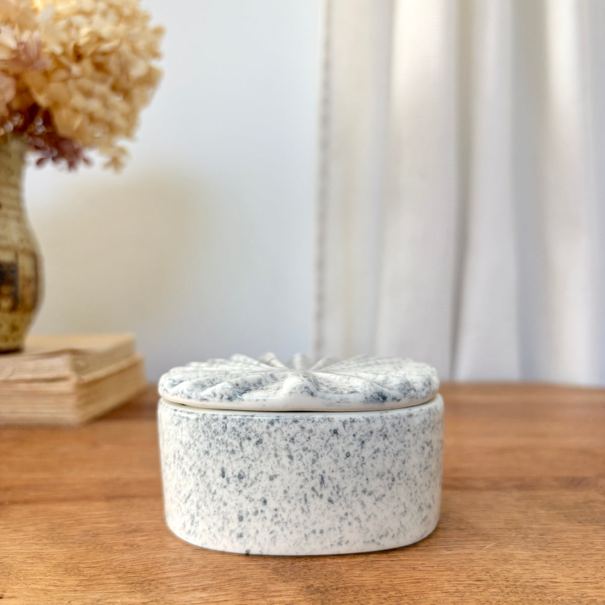 Stoneware candle - Basil pear