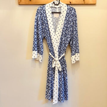 Flora dressing gown