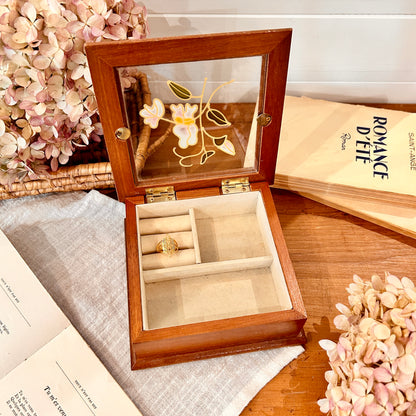 Wooden jewelry box