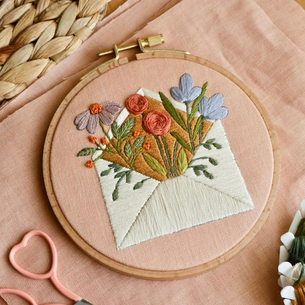 DIY embroidery set - Green greenhouse