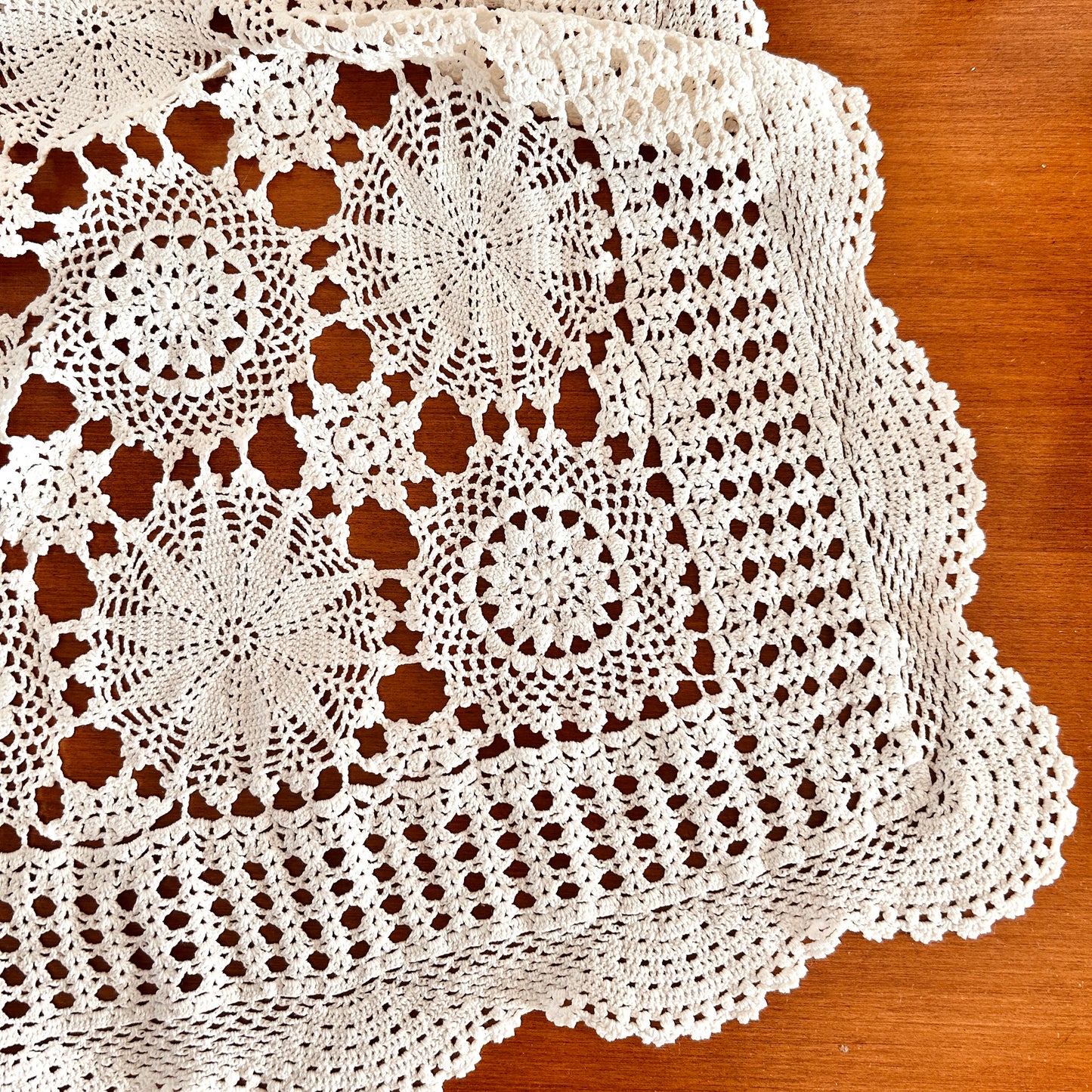 Nappe/jeté en crochet vintage