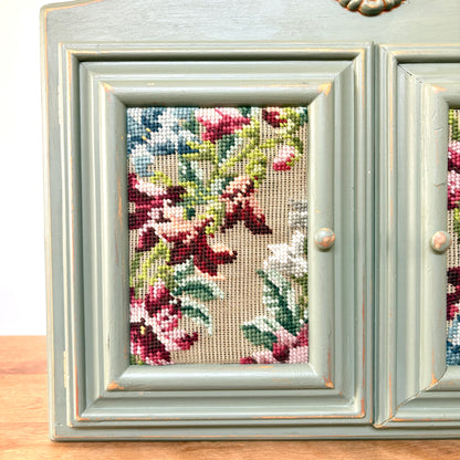 Armoire à épices vintage