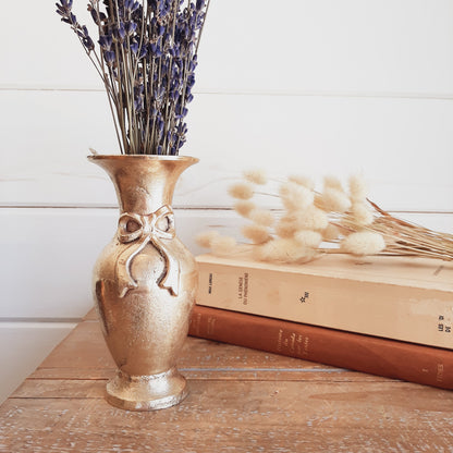 Vase boucle en laiton
