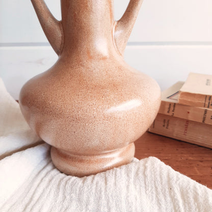 Double handle vase